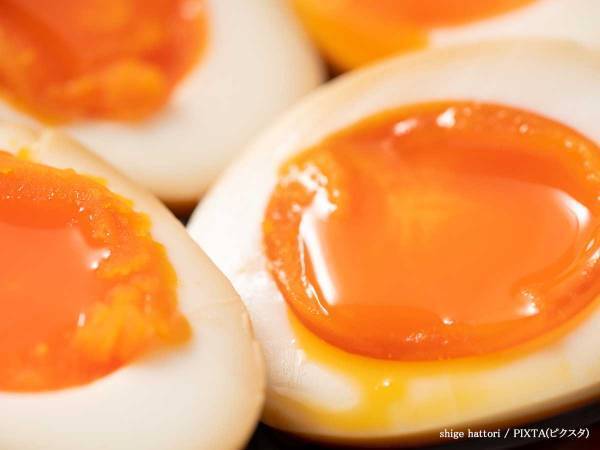 ゆで卵が好みの固さに仕上がる『ゆで時間早見表』が便利！