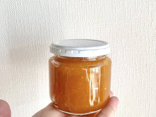 固い瓶の蓋をいとも簡単に開けられる方法に「そうすればよかったのか！」