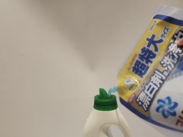 クリアファイルの意外な活用法に「ナイスアイディア」「素晴らしい」