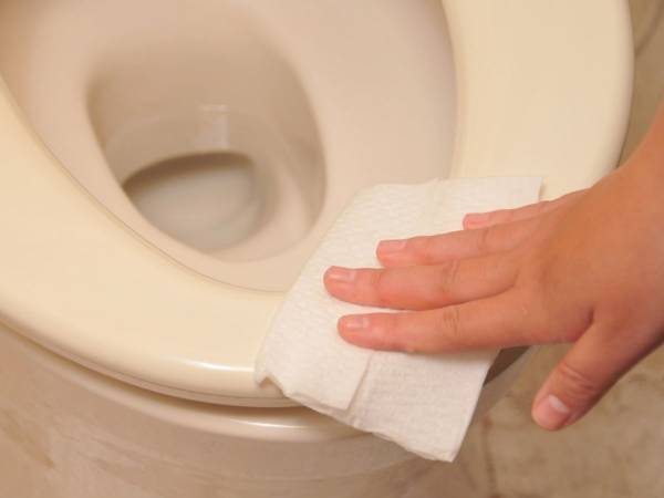 トイレの便器、どの順番で拭いてる？　企業の解説に「今日からこれ」