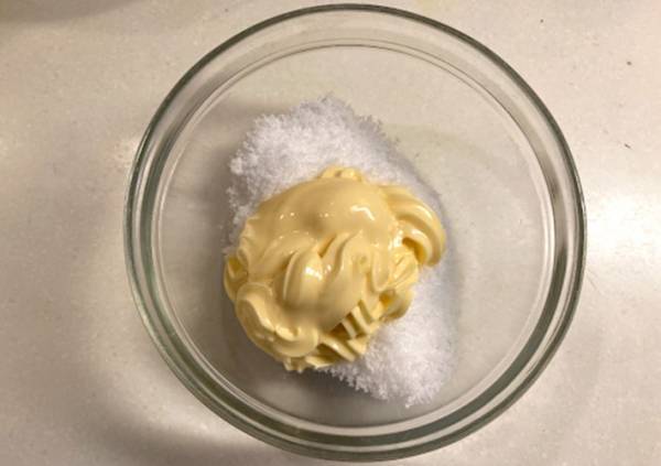 マヨネーズ、サラダにかけるだけ？　キユーピーのアイディアに「想像超えた」