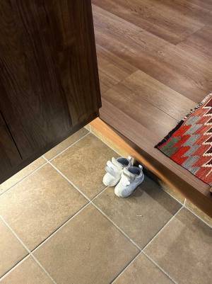 玄関の写真に『１３万いいね』のワケ　「めっちゃ分かる」「大粒の涙」