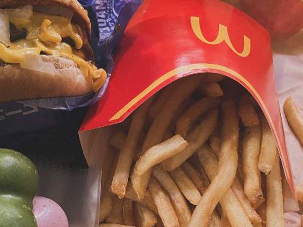 看護師「これは心の栄養です」　公開した１枚に「大事な考え」「最高の栄養だわ」