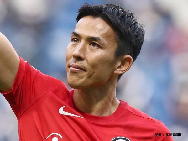 長谷部誠が今シーズンで引退　会見でメディアねぎらう姿勢に「偉大な主将」「感動した」