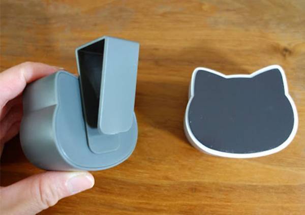 ハンガーからすぐ落ちる布巾　解決するグッズに「これなしでは考えられない」