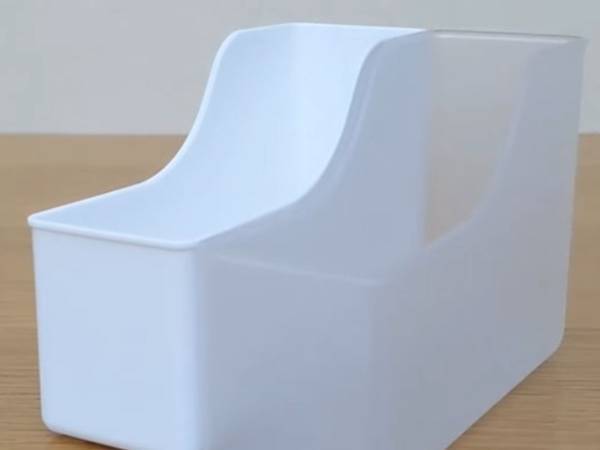 ソレの収納に使えるとは！　１００均の調味料袋ケースに「買うしかない」