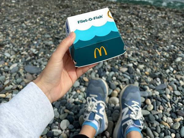 「ごらん、これが…」　マックを持って行った場所に「鬼か？」「発想に吹いた」