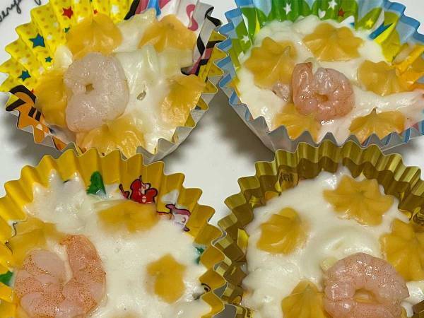 「大人だから…」　冷凍グラタンを４つ食べた結果に「ヤバ！」「こんなん見たことない」