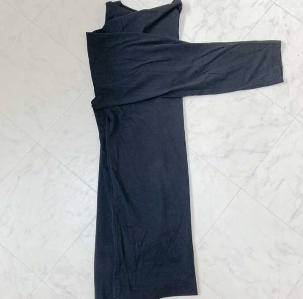 Tシャツはこうたたむ！　小さくまとめる『ロールケーキ方式』が便利