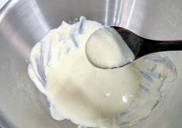 シーザードレッシングがない！　そんな時は冷蔵庫の『アレ』で作れるって知ってた？