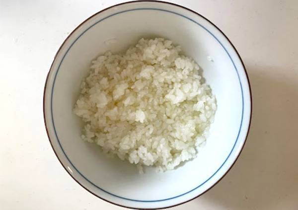 『チキンラーメン』を粉々にして…？　日清のレシピに「ずっとこれかも」