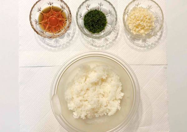 キッコーマン公開の『悪魔のおにぎり』　作り方に「材料４つでこのウマさ」