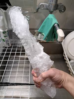 冷蔵庫の奥を調べたら？　出てきたモノに「発想に吹いた」「こういうの大好き」