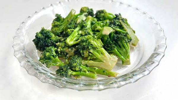 ブロッコリー、アレで味付けしたら「ご飯が止まらなくなる」　下ゆで不要の簡単レシピ