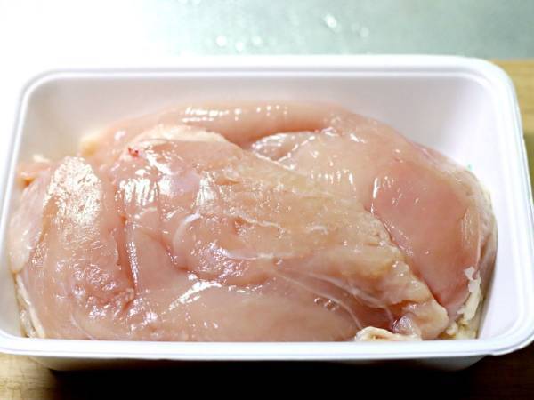 ニンニクがおいしい！　ブロッコリーと鶏むね肉のヘルシーレシピに「絶対うまいわ」