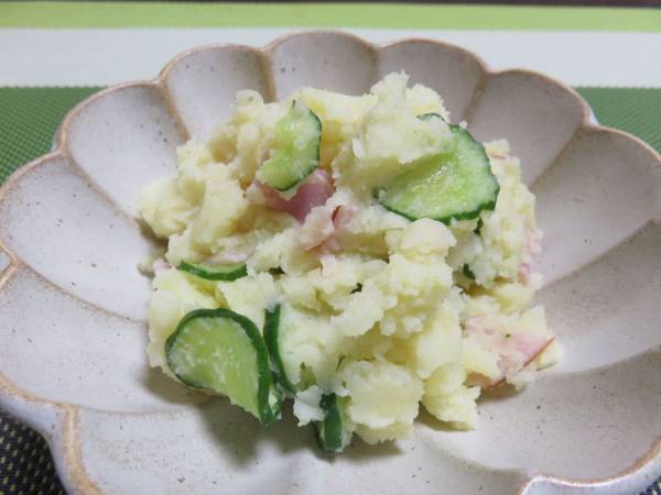 ポテトサラダにまさかソレ…？　ちょい足しテクに「これは盲点」「早速やる」