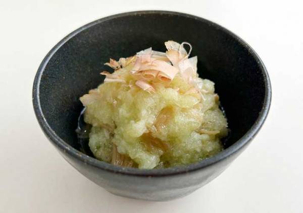 ブロッコリーの茎、すりおろして和えると？　「やってみる」「おいしそう」