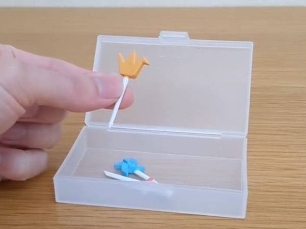 小物がごちゃごちゃするなら…　収納アイディアに「確かにいい」「なるほど！」