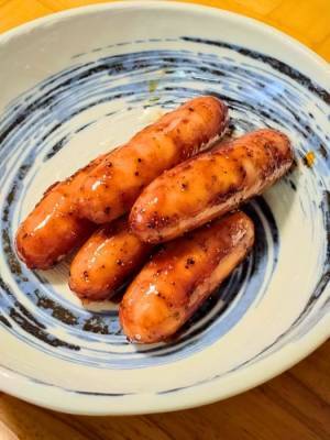 ウインナーは中火で焼いた後…　味付けに「新しい！」「絶対うまいでしょ」