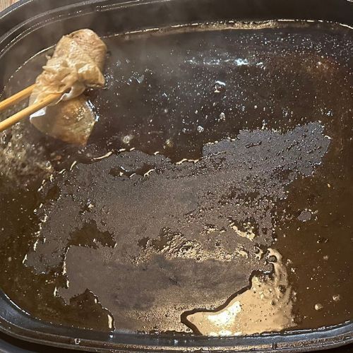 ホットプレートの焦げ付きは〇〇で落とす！　目からウロコの方法に「知らなかった」「参考になる」