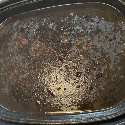 ホットプレートの焦げ付きは〇〇で落とす！　目からウロコの方法に「知らなかった」「参考になる」