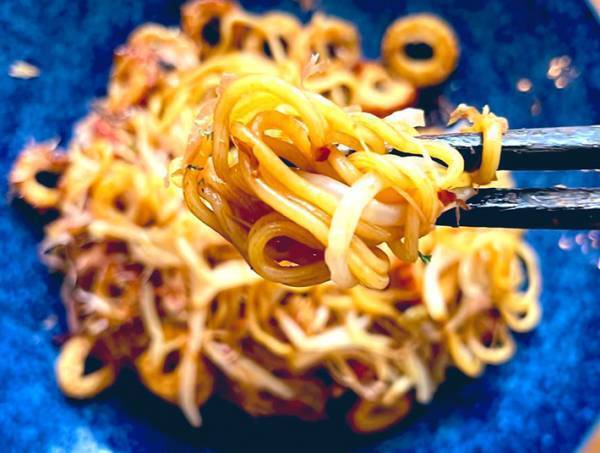 料理研究家がおすすめ！　焼かない『焼きそば』に「その手があったか」