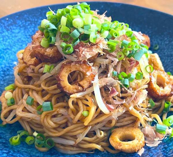 料理研究家がおすすめ！　焼かない『焼きそば』に「その手があったか」