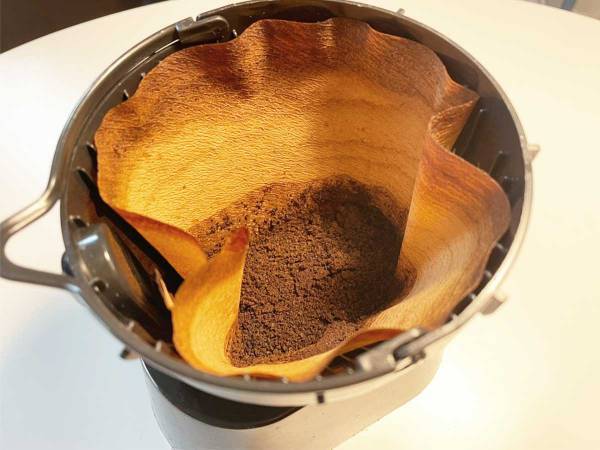 抽出後のコーヒー粉、捨ててない？　企業が教える、意外な活用法に「これはすごい」