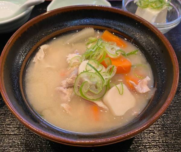 豚汁のおすすめ具材を紹介！　定番から季節の具材や変わり種も