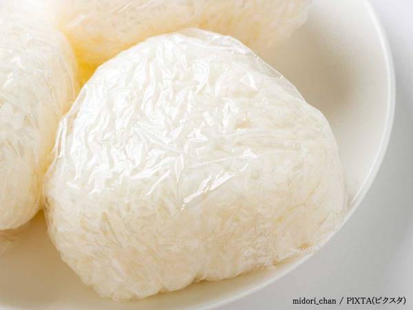 さっぱりしてクセになる『レモン塩のおにぎり』　簡単な作り方とは？