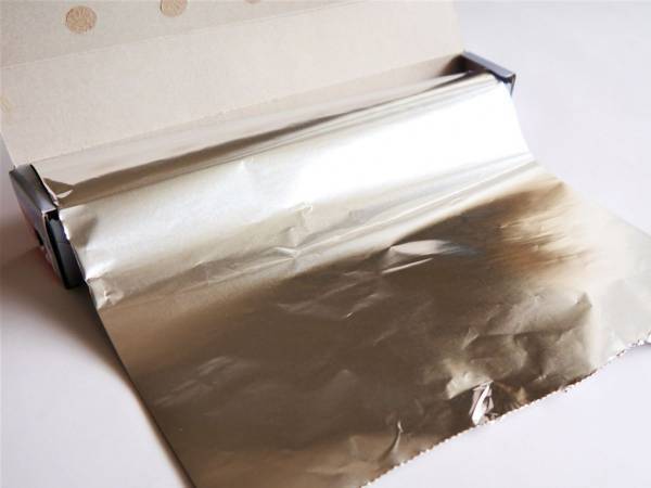 アルミホイルを使う前に確認して　企業の注意喚起に「知らなかった」「マジか」