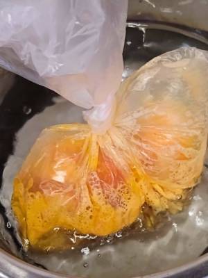 エビシューマイと卵を一緒に… 　仕上がりに「これは発明」「早速作る」