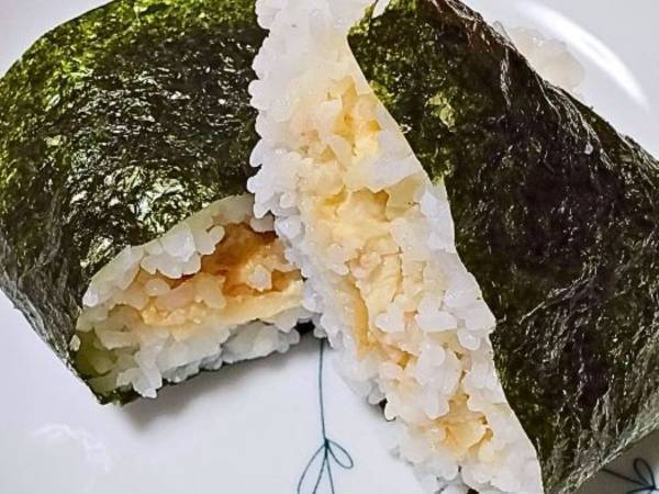アレを潰して握ってみると…　アレンジおにぎりに「手が止まらん」「ぷりぷり」
