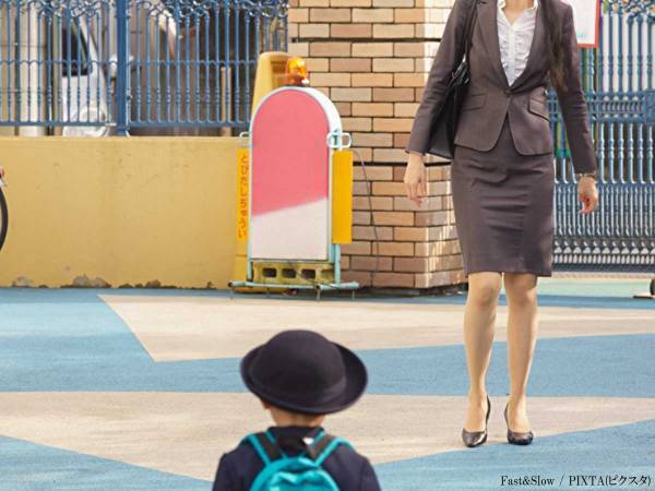 すっぴんメガネ姿で保育園に行ったら…　男の子にいわれた言葉が「末恐ろしい」「こんな園児…」