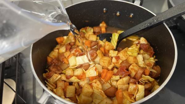 中途半端に余ったトマト缶　超簡単な消費方法に「絶対うまいやつ！」