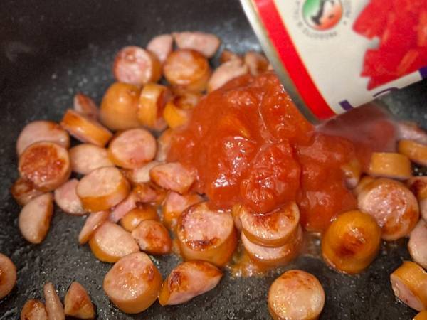 中途半端に余ったトマト缶　超簡単な消費方法に「絶対うまいやつ！」