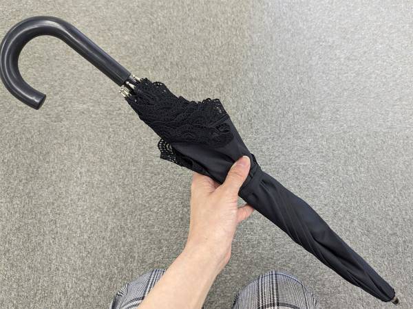 ○○洗剤使ってみて！　花王おすすめ『日傘をきれいにするコツ』