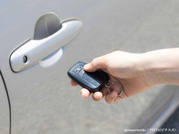 スマートキーが電池切れしたら、どう対処する？　解決策に「目からウロコ」