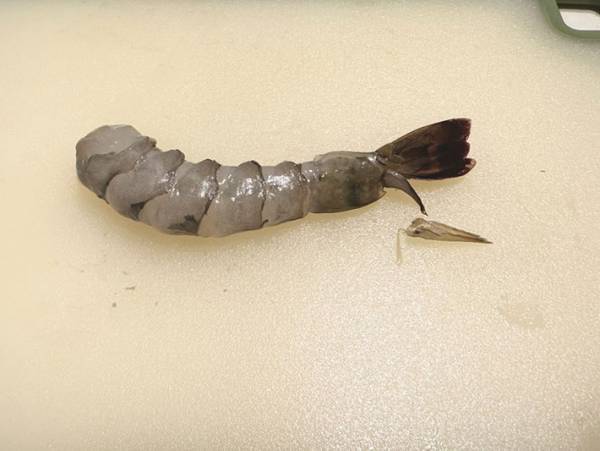 くるんと曲がるエビフライ　まっすぐ揚げるコツに「感動した！」