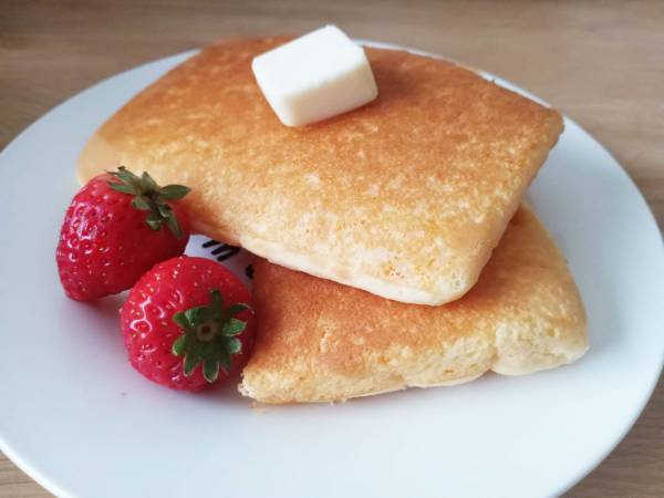 卵なしでもOK！　パンケーキをふっくらさせるには、○○を入れてみて