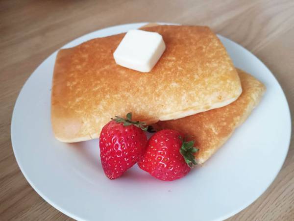 卵なしでもOK！　パンケーキをふっくらさせるには、○○を入れてみて