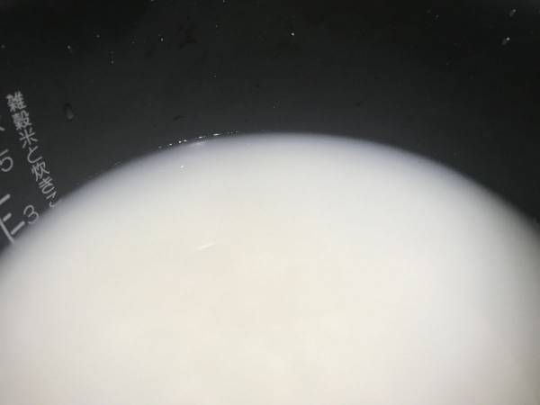 お米のとぎ汁、もしや捨ててる？　活用法に「万能すぎ」「参考にします」