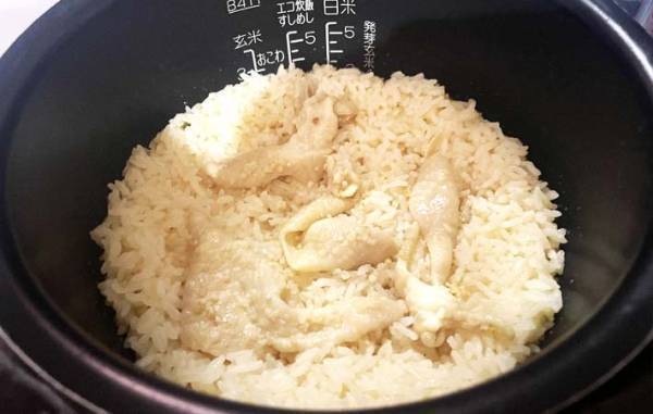 炊き込みご飯にアレを入れたら？　「パラパラ！」「捨てるのやめた」