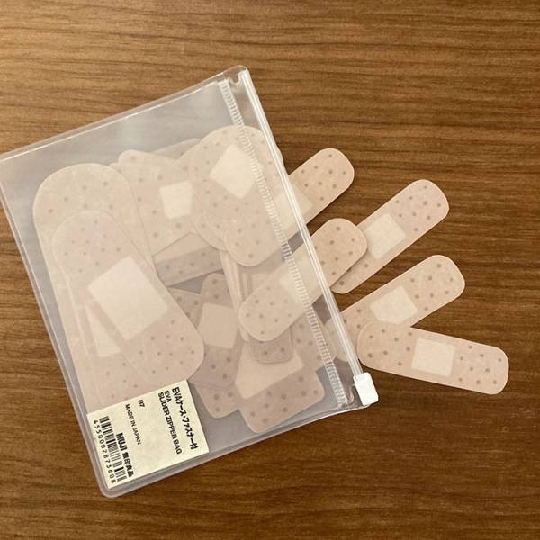 絆創膏の代わりにコレ！　子供達にウケた物に「全親が救われそう」「需要ありすぎる」