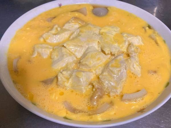 親子丼がふんわり仕上がった！　隠し味に「衝撃受けた」「考えた人すご」