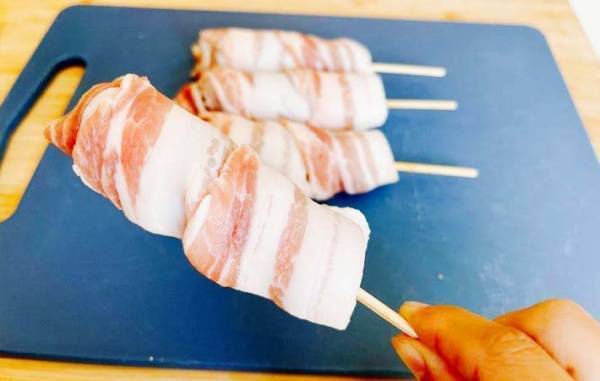 豚肉でアレをぐるぐる巻くと…？　アサヒビールの発想に「キケンだ」