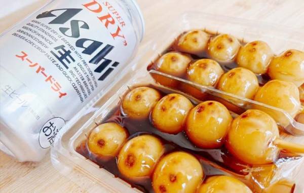 豚肉でアレをぐるぐる巻くと…？　アサヒビールの発想に「キケンだ」