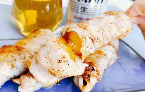 豚肉でアレをぐるぐる巻くと…？　アサヒビールの発想に「キケンだ」