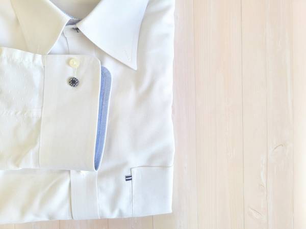 衣類の黄ばみはどう防げばいい？　企業のアドバイスに「実践してみます」