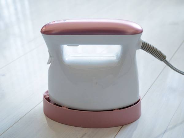 衣類スチーマーに使う水、実は注意点が…　企業の解説に「盲点でした」